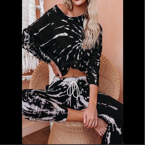 Cezelle Tops - Black & White Top